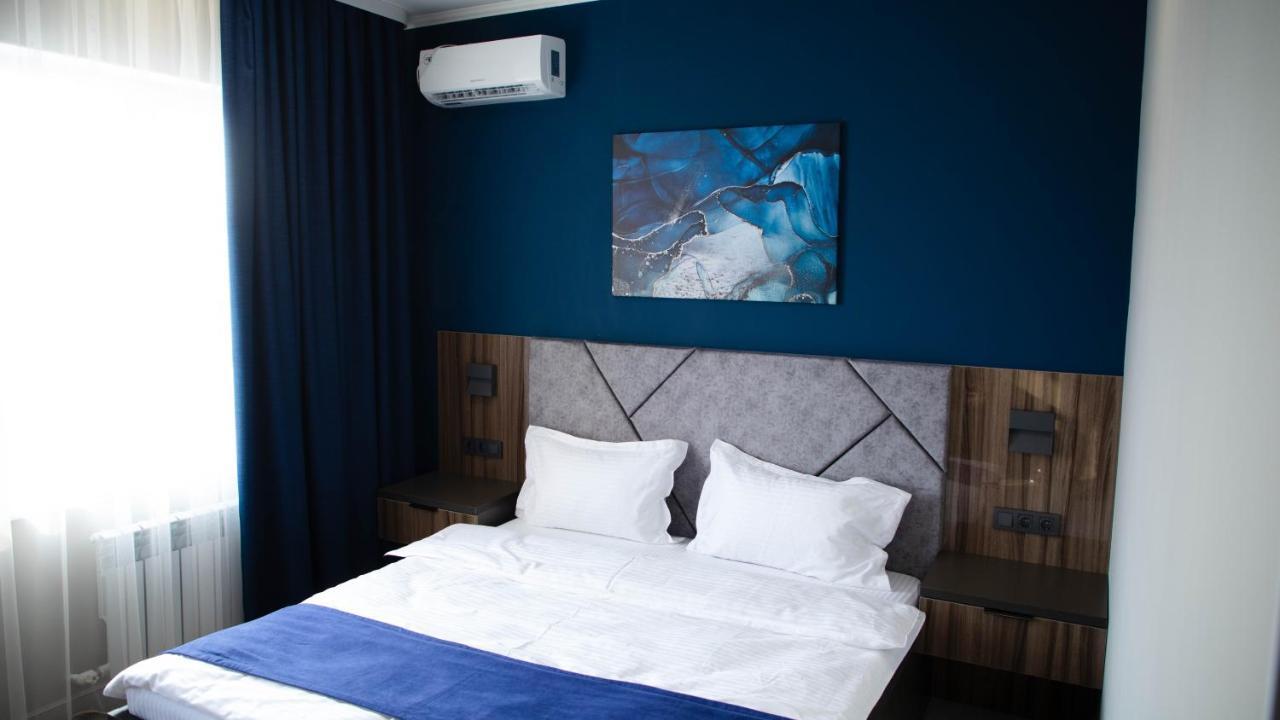 Zodiac Hotell Atyraū Eksteriør bilde