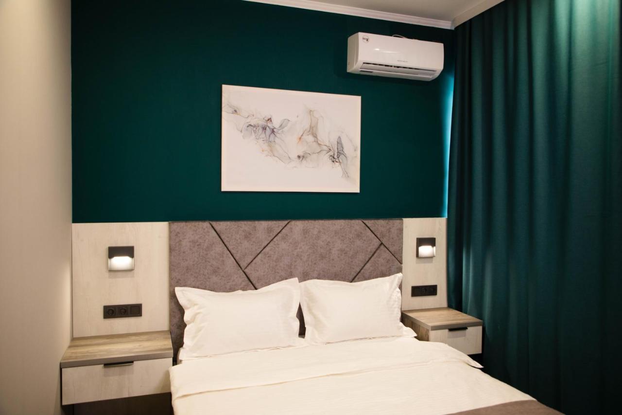 Zodiac Hotell Atyraū Eksteriør bilde
