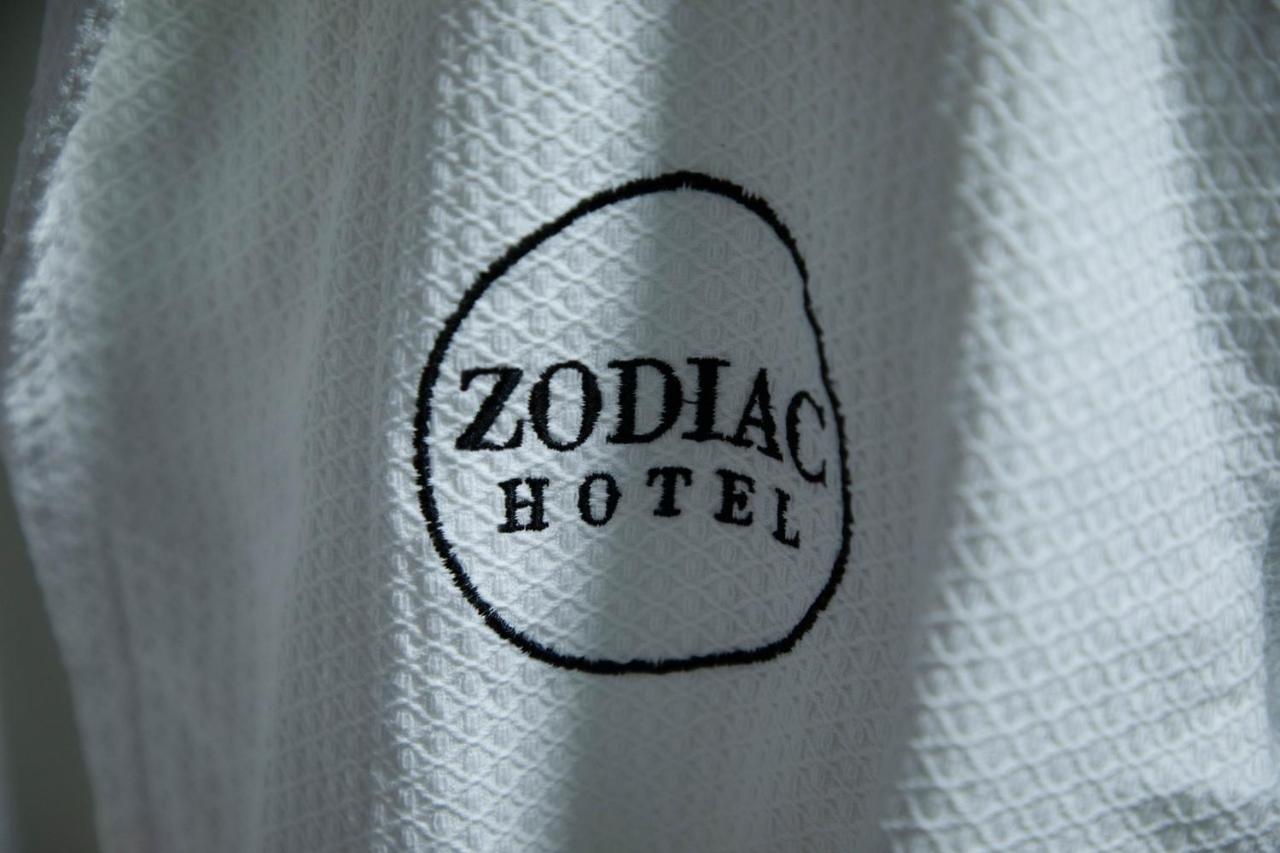 Zodiac Hotell Atyraū Eksteriør bilde