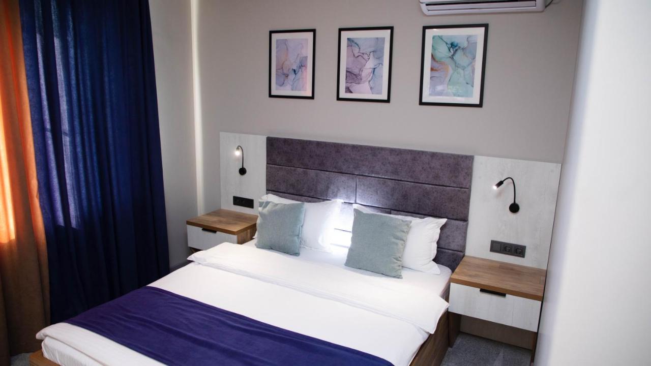 Zodiac Hotell Atyraū Eksteriør bilde